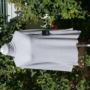 NWT, Vera Wang women's sweater, turtleneck, Light Grey, small